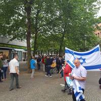 25 Flagge zeigen