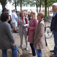 08 Gespräche